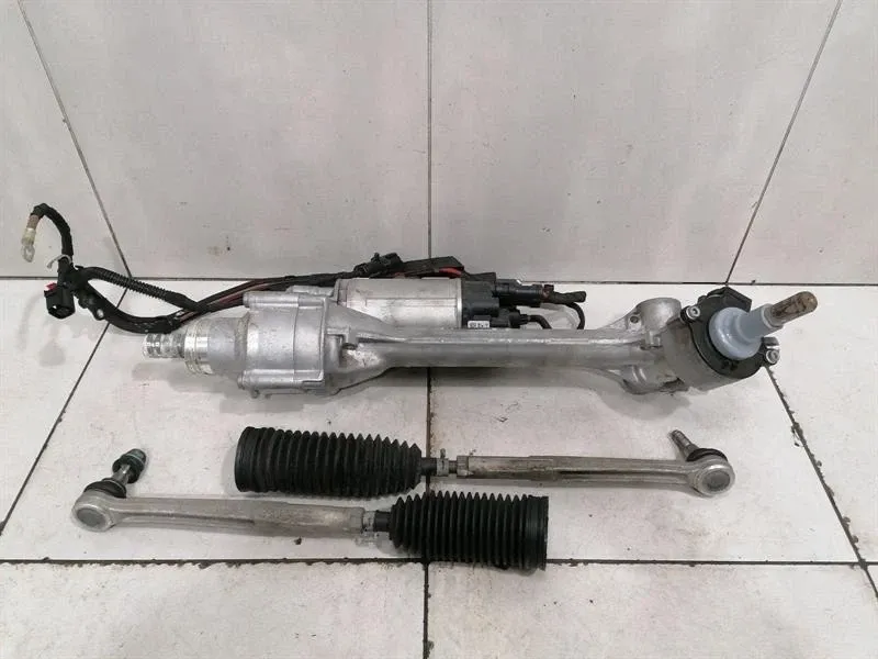 Porsche 911 (992) Porsche 911 992 Power Steering Rack 992423051BG RHD RIGHT HAND DRIVE Body type: Convertible
Fuel: Petrol
