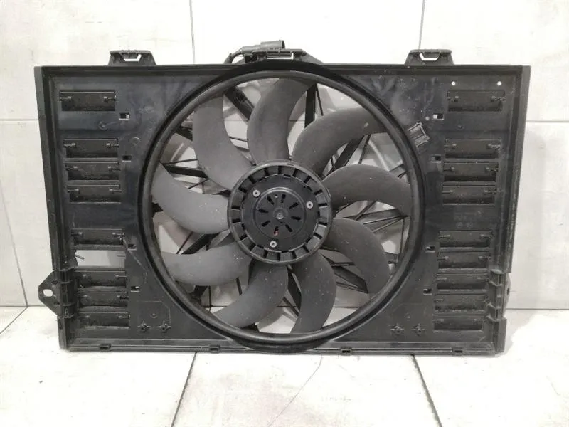 Porsche Panamera Porsche Panamera 970 Radiator Fan 97010606106 Fan Electric Fan 97062403703 Body type: Hatchback
Fuel: Petrol