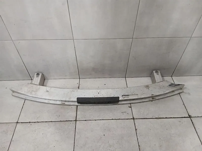Audi R8 Audi R8 4S AWD rear bumper beam 4S0807313B faulty bumper carrier rear