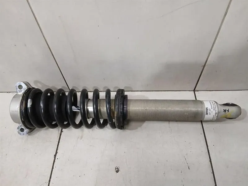 Ferrari California Ferrari California F149 08-14 4.3 Shock Absorber Front 247207 Front Shock Absorber Body type: Convertible
Fuel: Petrol