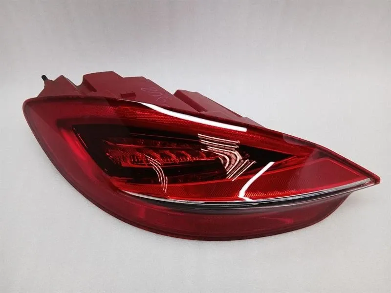 Porsche Boxster (981) Porsche Cayman 981 left rear light 98163114111 tail light rear left Body type: Coupe
Fuel: Petrol