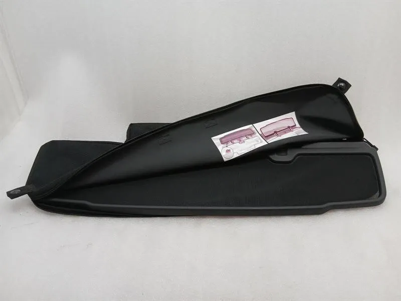 Audi R8 Genuine Audi R8 4S Spyder Wind Deflector With Bag 427862953 Soul 4S7862965 Body type: Convertible
Fuel: Petrol
