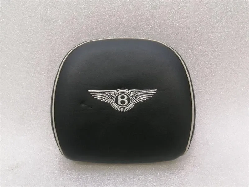 Bentley Continental GT Bentley Continental GTC 18-24 3S 3SD Headrest Rear Left 3SD885902A Headrest Body type: Convertible
Fuel: Petrol