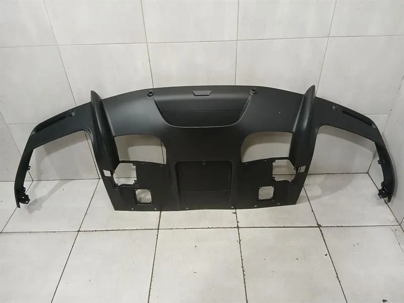 Ferrari California FERRARI F167 55017843 12 CILINDRI REAR BUMPER DIFFUSER 820443 25391 Body type: Convertible
Fuel: Petrol