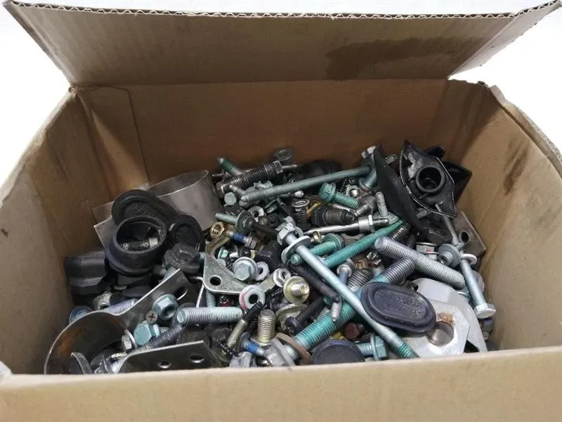 Porsche Boxster (986) PORSCHE BOXSTER 986 SCREWS BOLTS FROM ONE CAR BOLTS Body type: Convertible
Fuel: Petrol