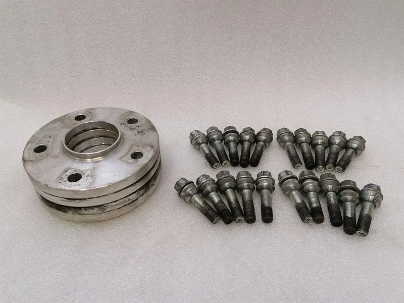Porsche Boxster (986) Porsche Boxster 986 5x130 wheel spacer set wheel spacers set 15 mm Body type: Convertible
Fuel: Petrol