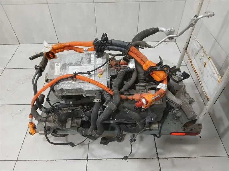 Porsche Taycan PORSCHE TAYCAN 9J ENGINE 9J1901131C FRONT ENGINE FRONT EBG Body type: Saloon
Fuel: ELECTRIC