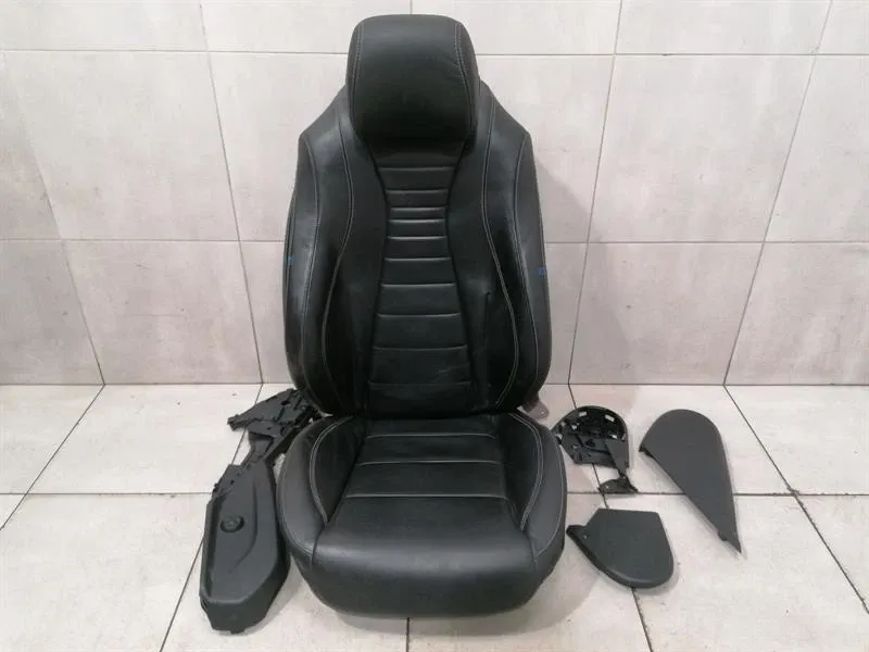 Mercedes-Benz A (W176) MERCEDES E CLASS W213 A213806930 9E43 RIGHT SEAT LEATHERS RIGHT SEAT LEATHERS Body type: Estate
Fuel: Petrol