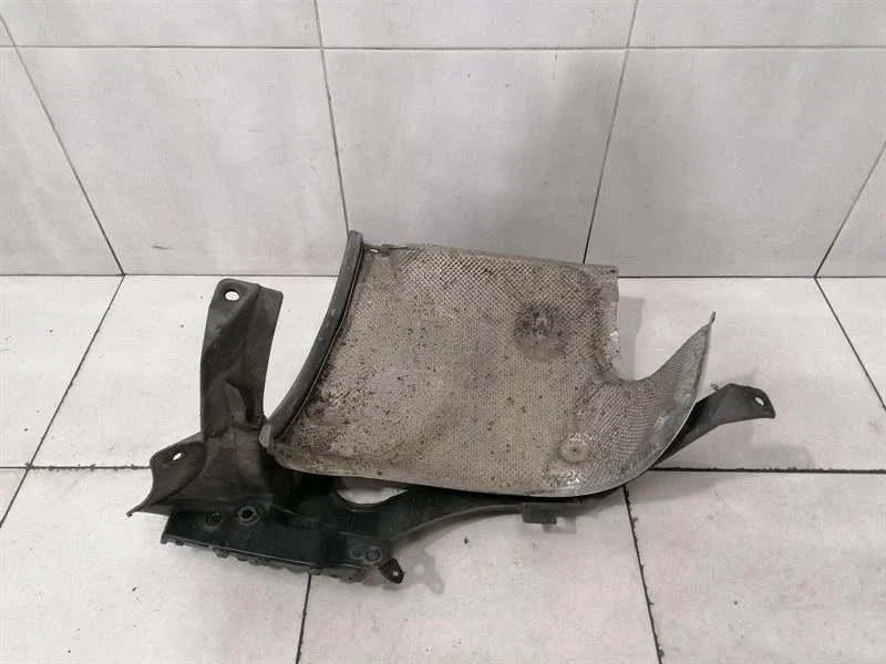 Porsche 911 (997) Porsche 911 997 rear left exhaust heat shield 99750583101 heat protection rear Li
