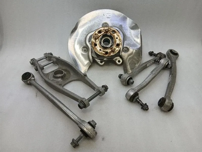BMW 3 (G20 / G21) BMW 3 Series M3 G80 G20 Left Rear Hub 8095657 Wheel Bearing Housing Rear Left SET Body type: Saloon
Fuel: Petrol