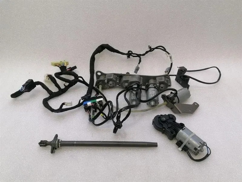 Maserati GranTurismo Maserati Granturismo M145 980138112 LH SEAT MOTORS RHD Seat Motor Kit Body type: Coupe
Fuel: Petrol