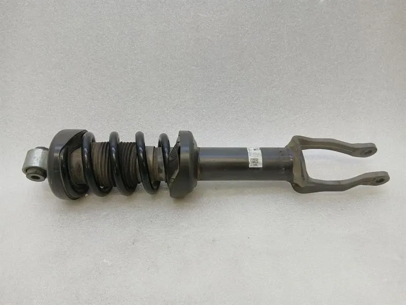 Audi R8 Audi R8 4S Performance Shock Absorber Front 4S0412019K Front Shock Absorber Body type: Coupe
Fuel: Petrol
