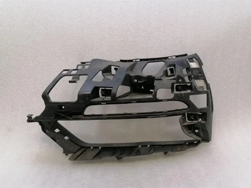 Porsche Cayman (981) Porsche Cayman 718 GT4 front bumper left holder bracket 982807697 holder carrier Body type: Coupe
Fuel: Petrol