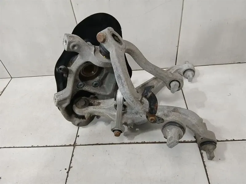 Audi R8 Audi R8 4S Performance Left Front Hub 4S0407245B Wheel Bearing Housing Front Left AWD