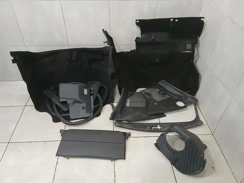Porsche 911 (996) Porsche 911 996 Luggage Compartment Cover 99655105117 Boot Liner Body type: Convertible
Fuel: Petrol