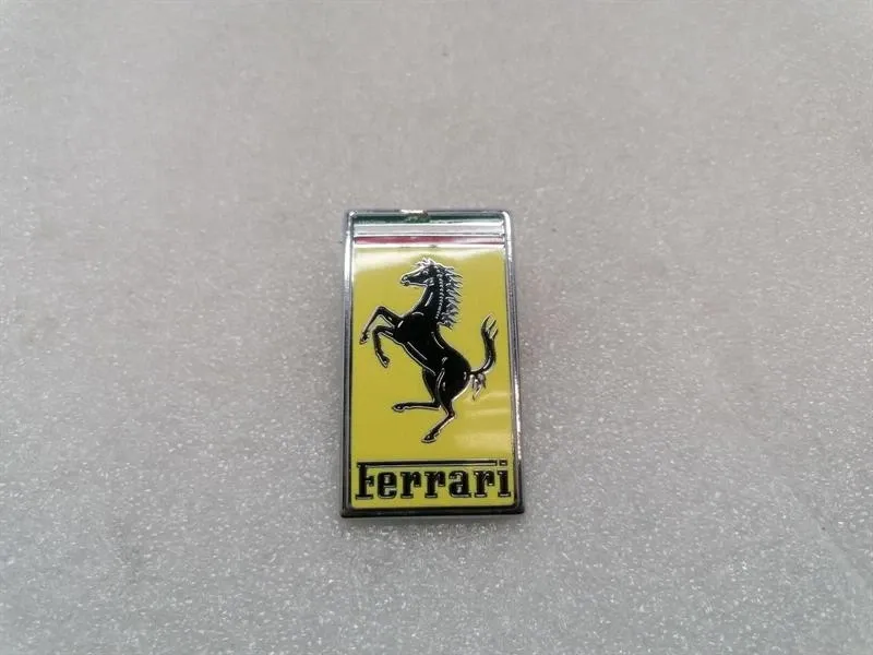 Ferrari 458 Ferrari 458 F142 Spider 65394800 Front Ornament Logo Badge Emblem Body type: Convertible
Fuel: Petrol