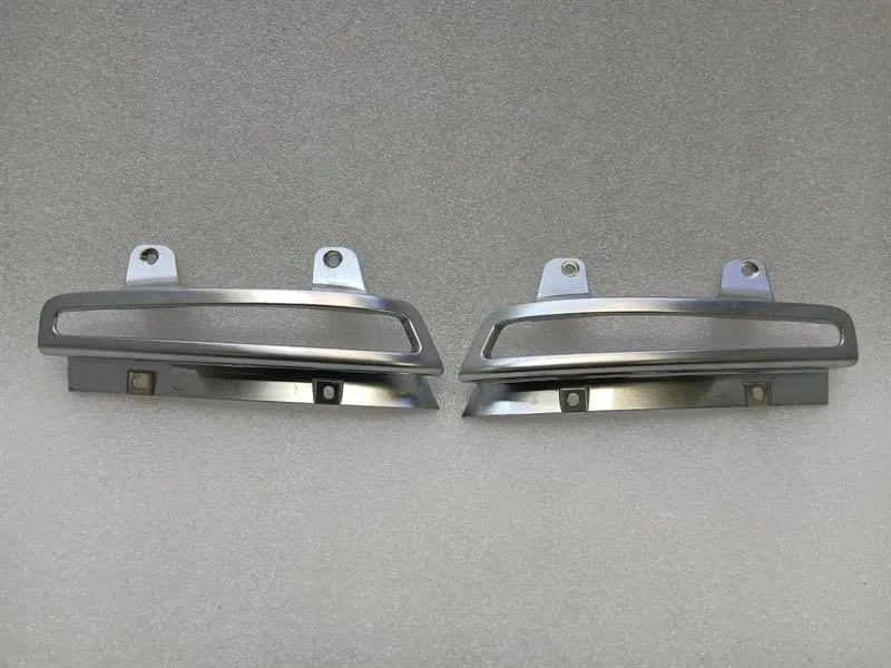 Bentley Continental GT, GTC, Flying Spur Bentley Continental Flying Spur 3W5868331B belt guide set belt guide set Body type: Saloon
Fuel: Petrol