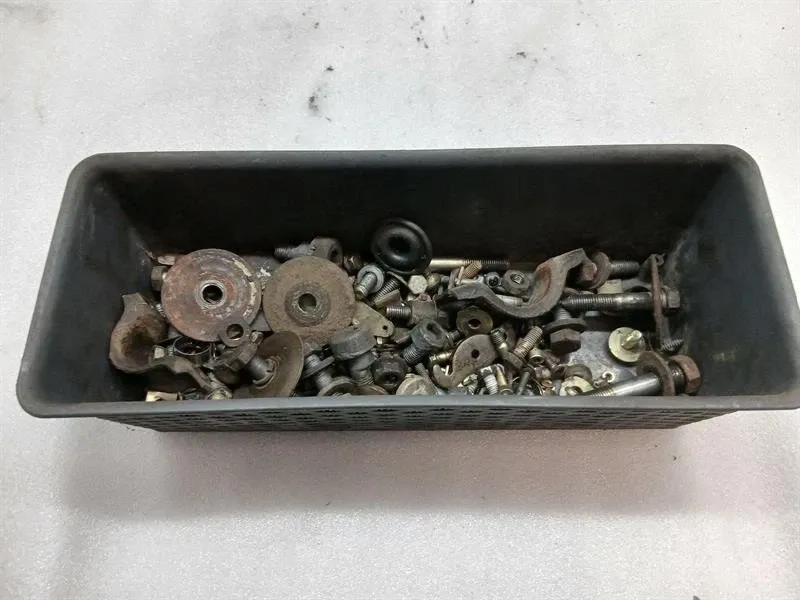Porsche 911 PORSCHE 911 CARRERA 3.2 1984-1989 SCREWS BOLTS FROM ONE CAR SET BOLTS Body type: Coupe
Fuel: Petrol