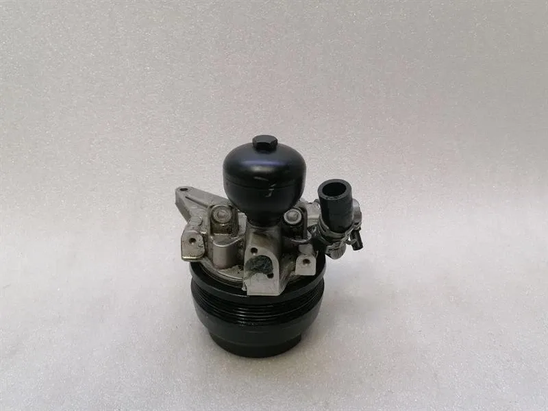 Mercedes-Benz A (W169) Mercedes S-Class W221 Power Steering Pump A0003290200 Power Steering Pump A0003291603 Body type: Saloon
Fuel: Petrol