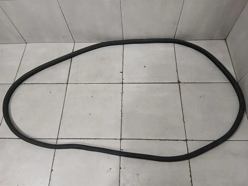 McLaren 720S Coupe Door Seal 14AA418CP Door Seals Brand/Model: MCLAREN 720S
Year: 2019
Engine: 39...