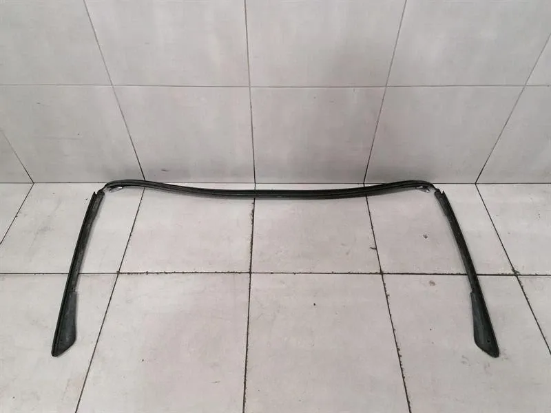 Porsche 911 (997) Porsche 911 997 convertible front window seal 99754190109 seal for front window