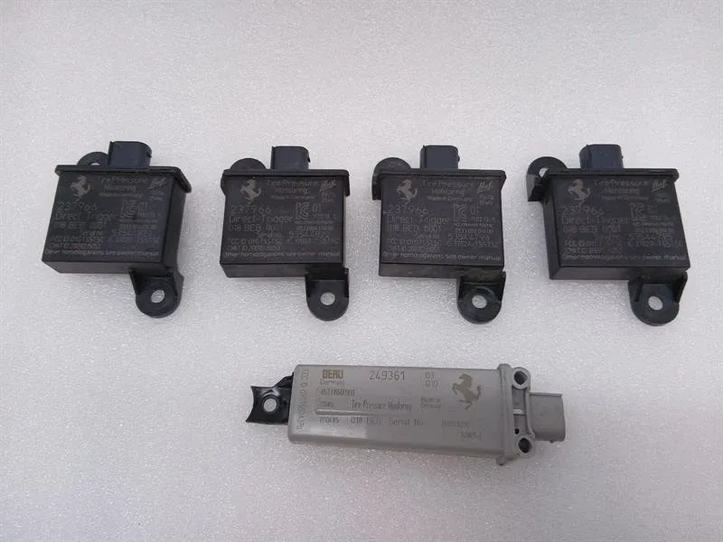 Ferrari California Ferrari California F149 08-14 4.3 Electronic Module 237966 TPMS SET ECU Body type: Convertible
Fuel: Petrol