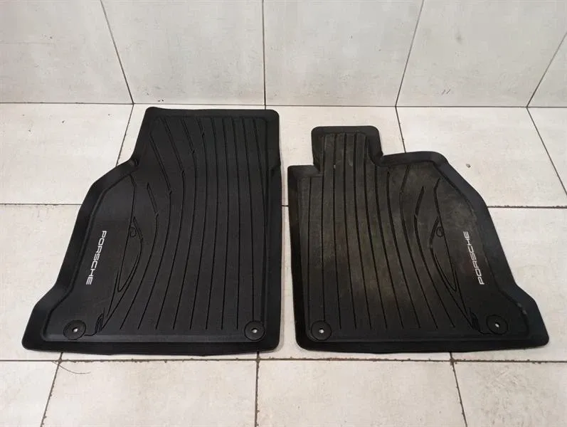 Porsche 911 (992) Porsche 911 992 GT3 Floor Mat Set 992044801 Right Hand Drive RHD 1E0