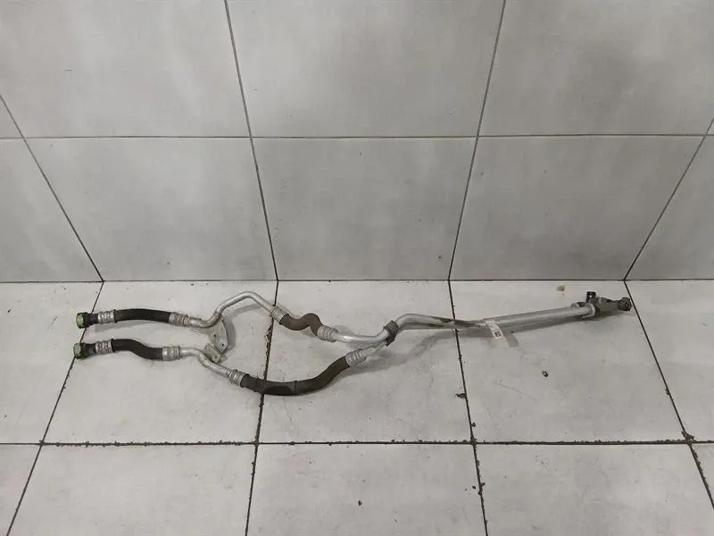 BMW 3 (G20 / G21) BMW 3 Series M3 G80 G20 Gearbox Pipes 8096458 Transmission Oil Line Body type: Saloon
Fuel: Petrol