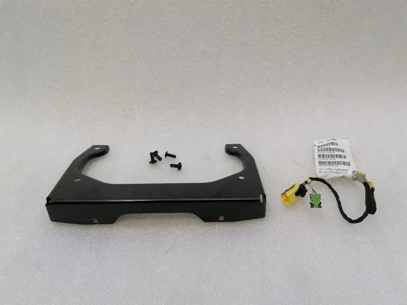 Ferrari FF Ferrari FF F151 airbag bracket 760164 holder carrier 266545 wiring harness Body type: Hatchback
Fuel: Petrol