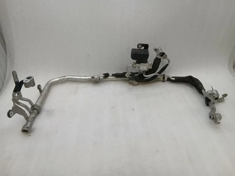 Porsche Taycan Porsche Taycan 9J A/C pipe 9JA816112D air conditioning line air conditioning Body type: Saloon
Fuel: ELECTRIC