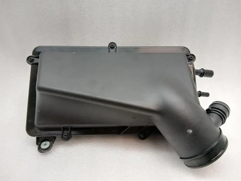 Ferrari 296 GTS F171 Air Filter Box 7800704100 Air Filter Box Brand/Model: FERRARI 296
Year: 2025
Engine: 299...