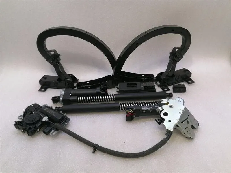 Audi R8 Bentley GT Hinge 3SD827299 Boot Lid Strut 3SD827851E Gas Spring 3SA959831 Body type: Coupe
Fuel: Petrol