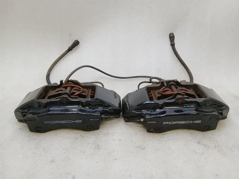 Porsche 911 (996) Porsche 911 996 rear brake caliper set 99635242103 rear brake caliper set Body type: Convertible
Fuel: Petrol