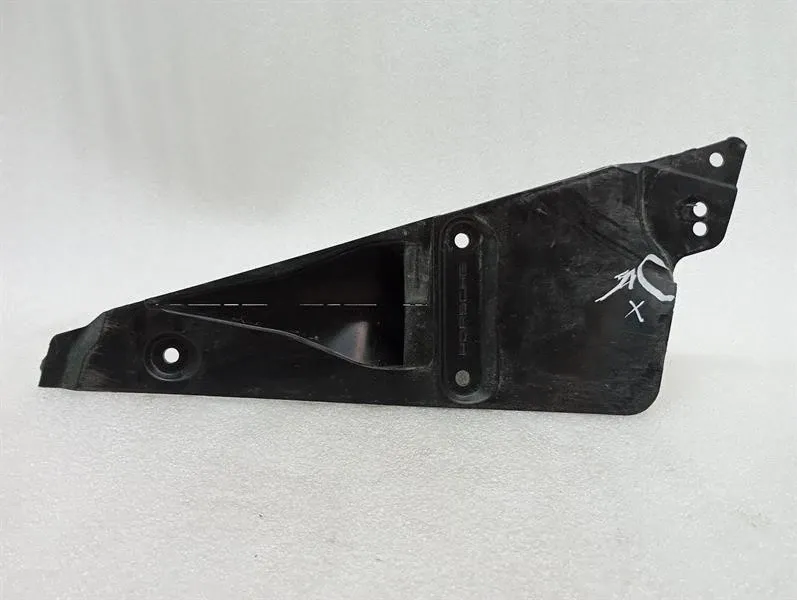 Porsche 911 (992) Porsche 911 992 GT3 Air Duct Right 992521512A Air Duct Faulty