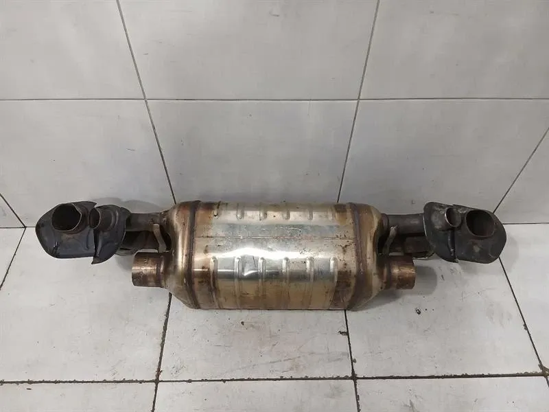 Porsche 911 (992) Porsche 911 992 exhaust silencer 992251053A exhaust silencer Sport Body type: Convertible
Fuel: Petrol