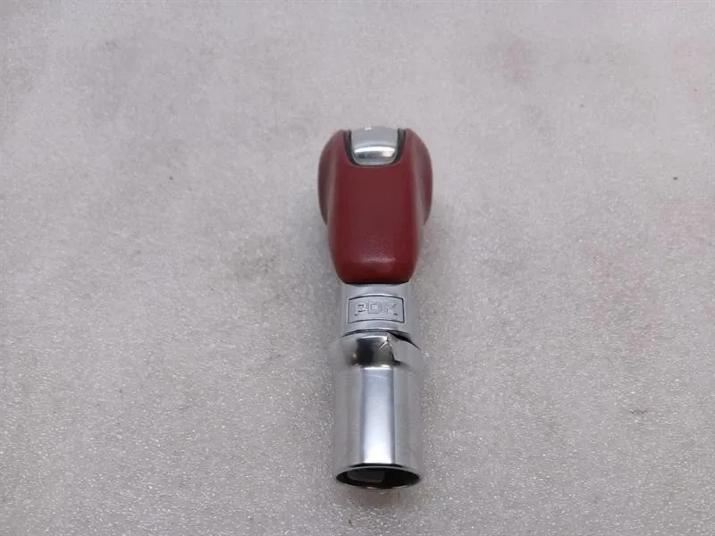 Porsche 911 (991) Porsche 911 991 Gear Knob 9G142606906 Gear Knob Carrera Red Body type: Coupe
Fuel: Petrol