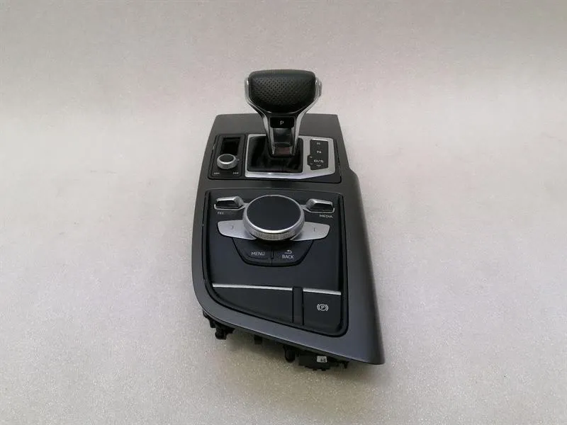 Audi R8 Audi R8 4S RWS Gear knob 4S2919614D RHD gear knob Body type: Coupe
Fuel: Petrol