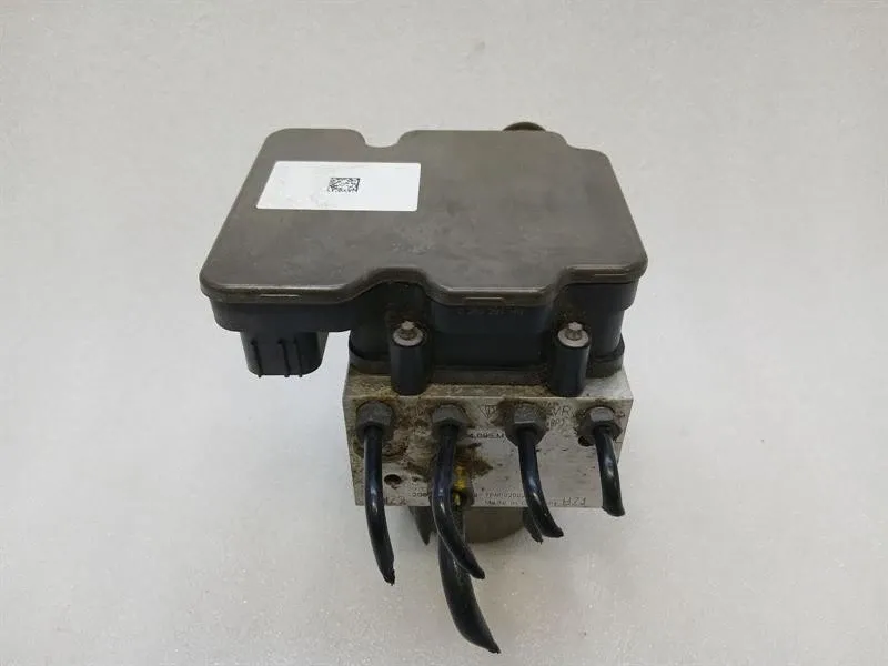 Porsche Taycan Porsche Taycan 9J A.B.S Pump 9J1614095KY ABS Pump Hydraulic Block Body type: Saloon
Fuel: ELECTRIC