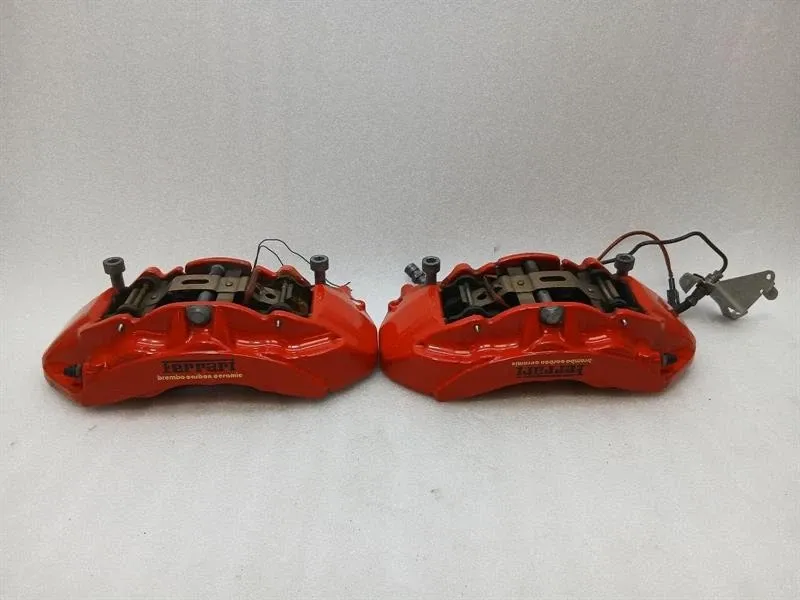 Ferrari California Ferrari California F149 08-14 Brake Caliper 251510 Front Set Brake Caliper CCM Body type: Convertible
Fuel: Petrol