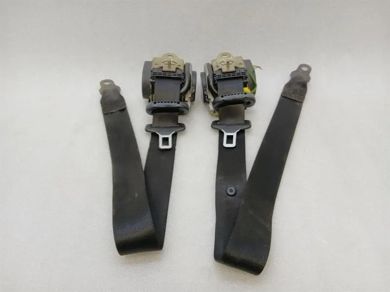 Porsche Boxster (986) Porsche Boxster 986 front seat belt 98680303303 seat belt belt front set