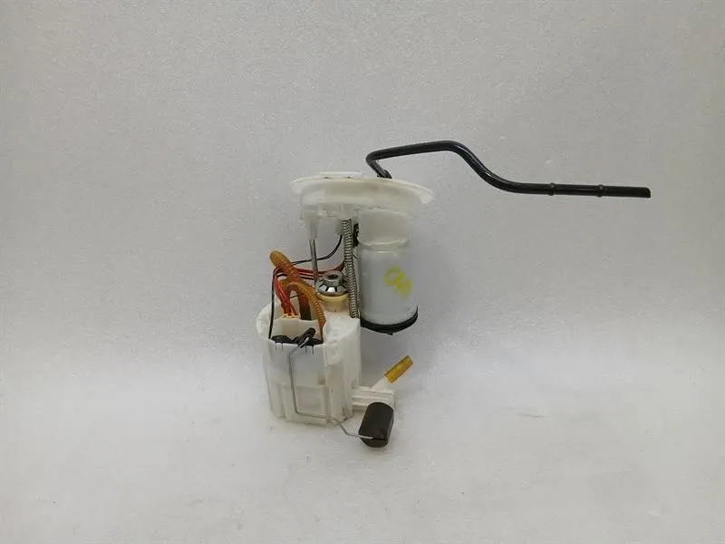 BMW 4 (F32 / F33 / F36) BMW M4 F82 Fuel Pump Electric 2284693 Fuel Pump M3 F80 Body type: Coupe
Fuel: Petrol