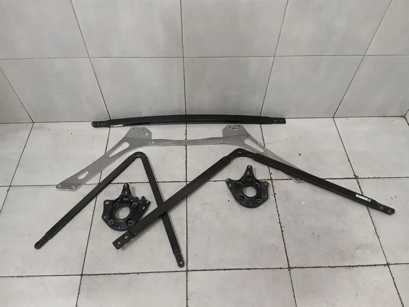 BMW 3 (G20 / G21) BMW 3 Series M3 G80 G20 Holder Bracket 8075012 Holder Carrier Strut Brace Body type: Saloon
Fuel: Petrol