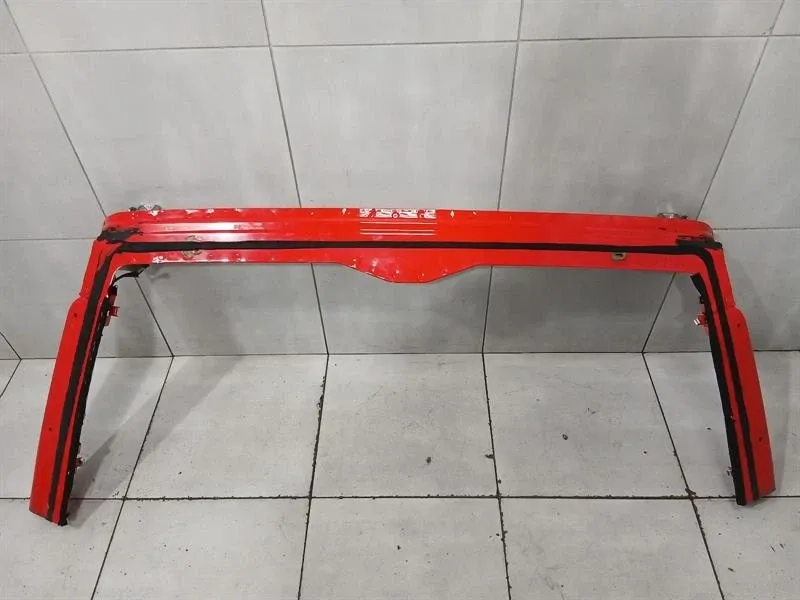 Ferrari California FERRARI CALIFORNIA F149 08-14 WINDSHIELD FRAME 81436811 WINDSCREEN FRAME Body type: Convertible
Fuel: Petrol