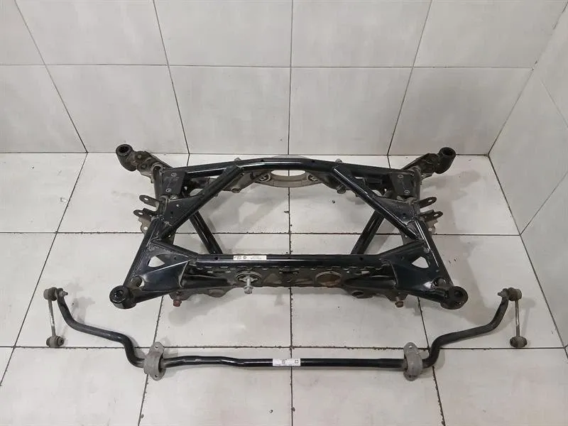 BMW 3 (G20 / G21) BMW 3 Series M3 G80 G20 Subframe Rear 8746172 + Roll Bar Axle Frame Rear Axle Body type: Saloon
Fuel: Petrol