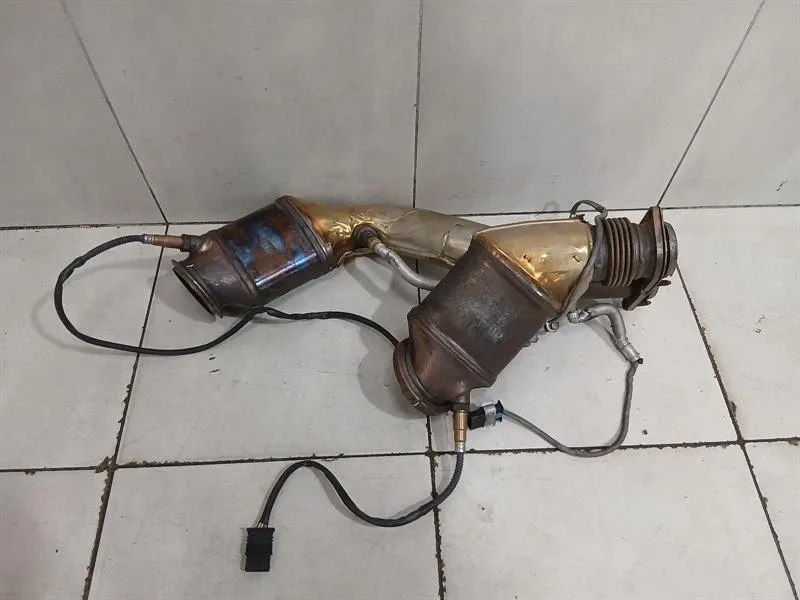 BMW 4 (F32 / F33 / F36) BMW M4 F82 Catalytic Converter 7848041 7848044 Set Catalytic Converter S55 M3 F80