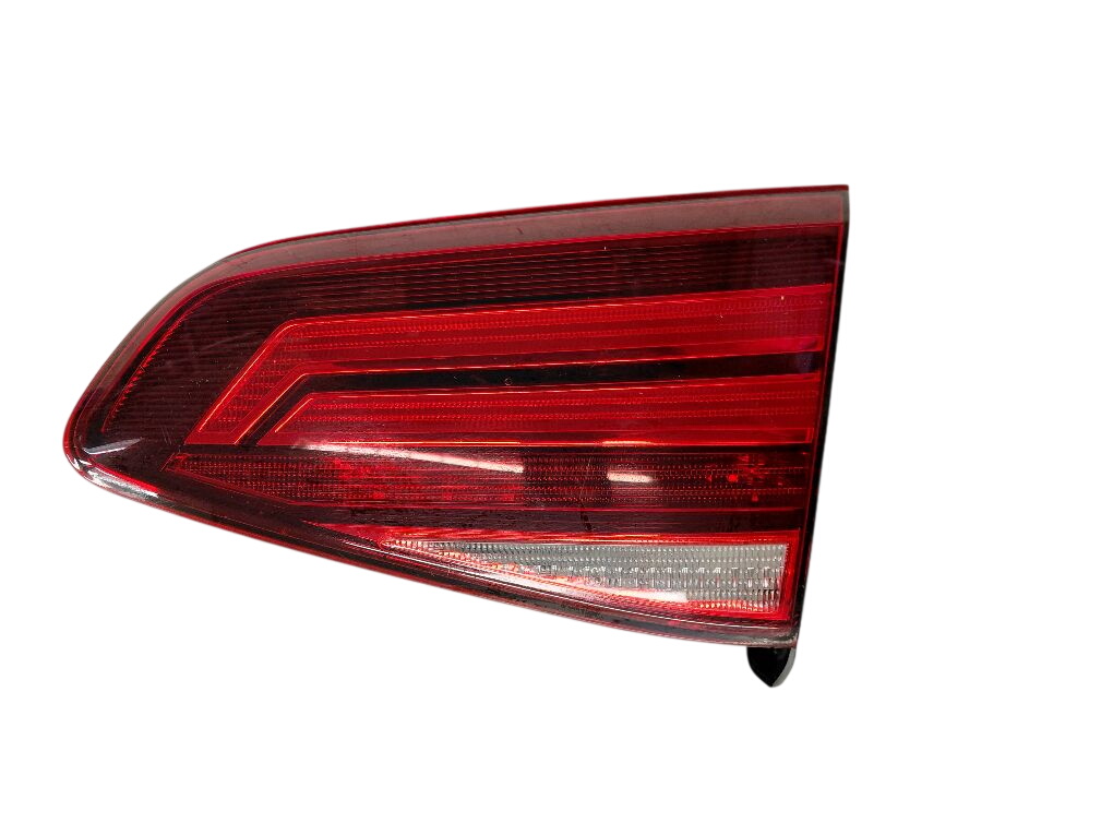 Volkswagen Golf 7 Inner tail light, right 5G0945094AG Inner tail light, right VW GOLF VII...