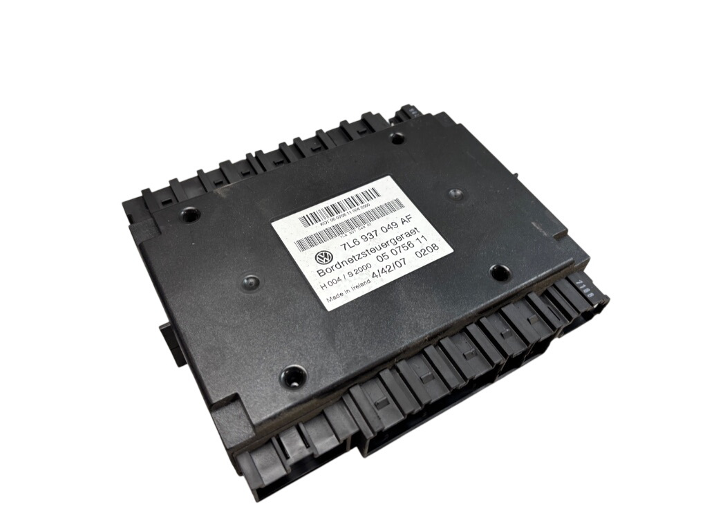 Volkswagen Touareg Блок управления бортовой сети 7L6937049AJ Onboard supply control unit VW TOUA...