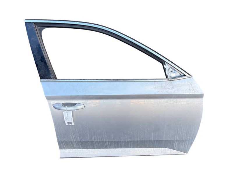3V0831056B Door Front Right SKODA SUPERB III (3V3, 3V5) (2015-2024)