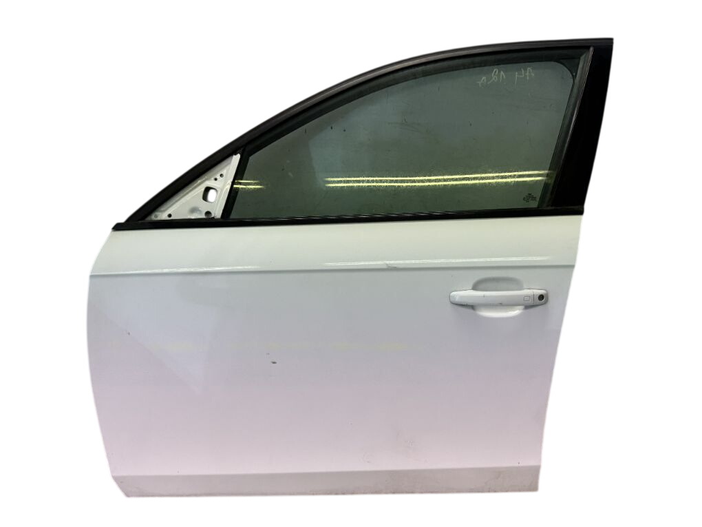 Audi A4 (B8) Door Front Left 8K0831051J Door Front Left AUDI A4 / A4 ALLROAD...