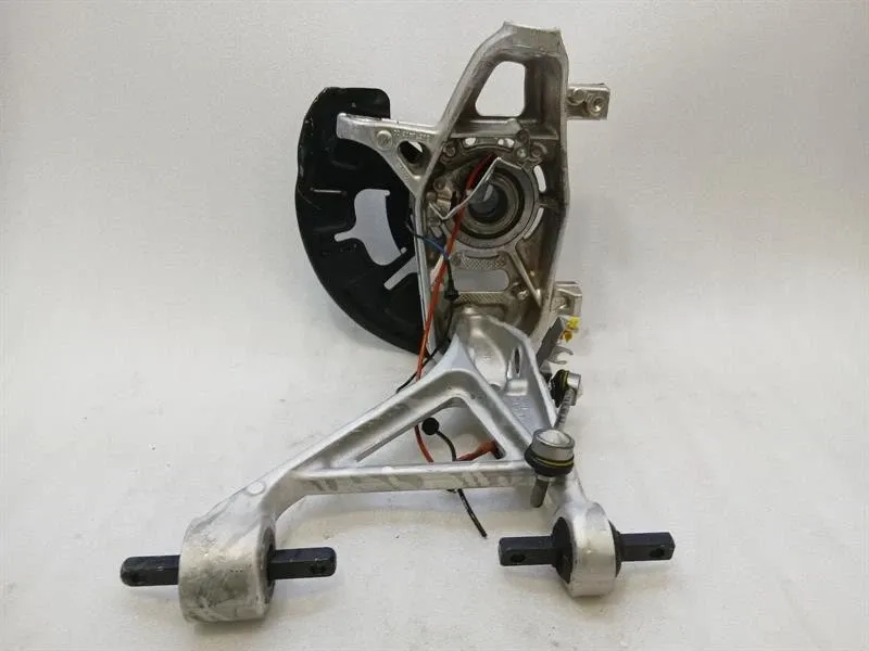 Ferrari Roma F169 Right Front Hub 867714 Amalfi Wheel Bearing Housing Front Right